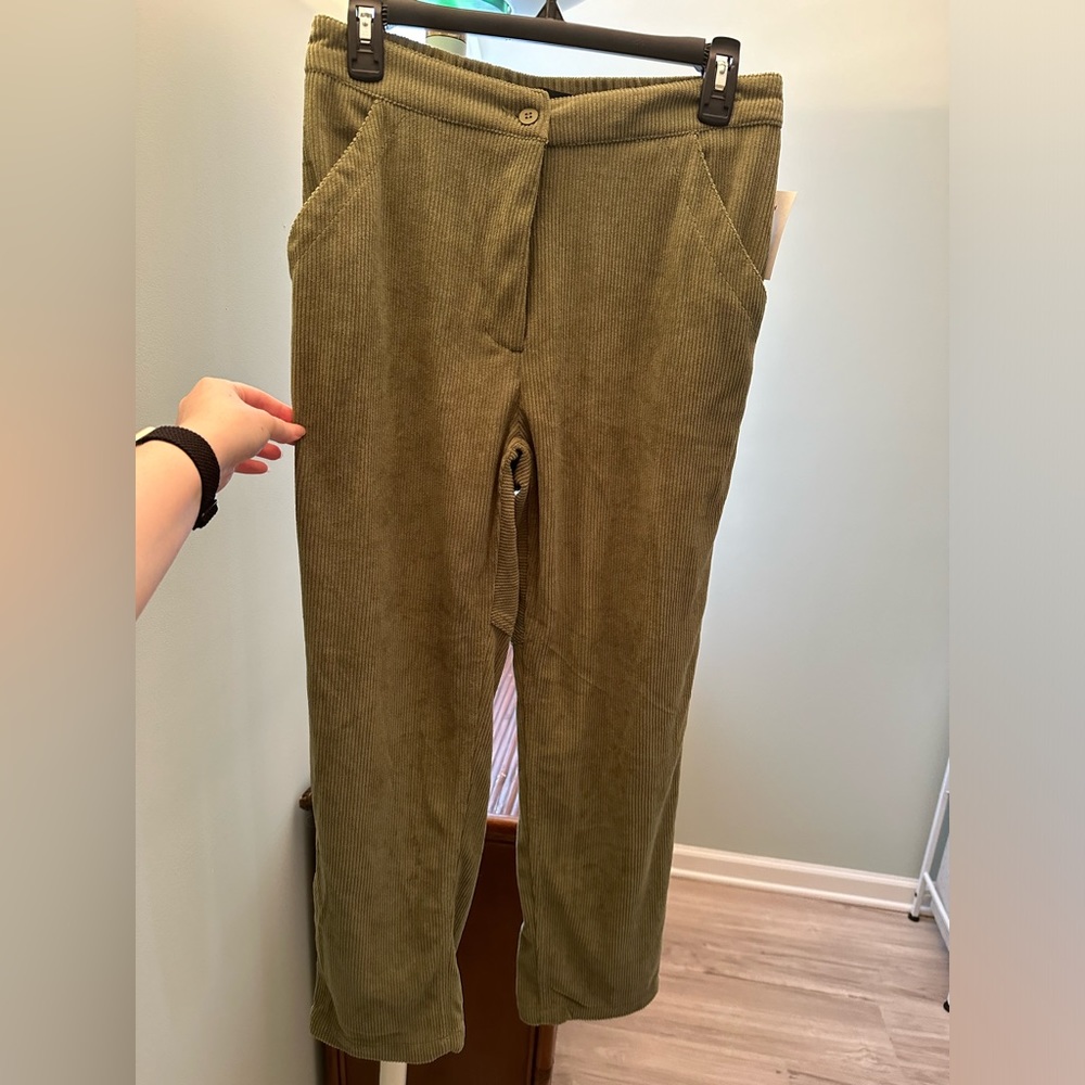 NWT GREEN CORDUROYS